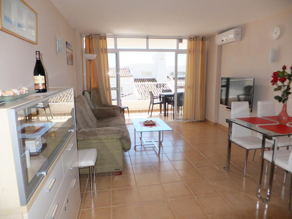 Apartamento Bahia Dorada エステポナ エクステリア 写真