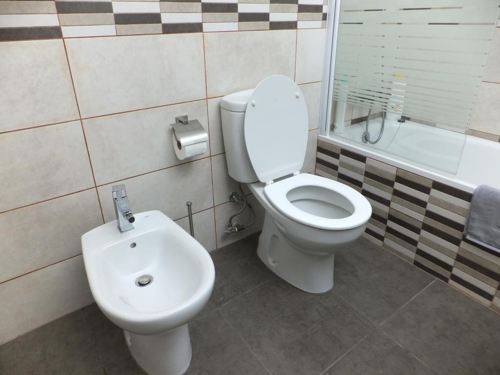 Apartamento Bahia Dorada エステポナ エクステリア 写真