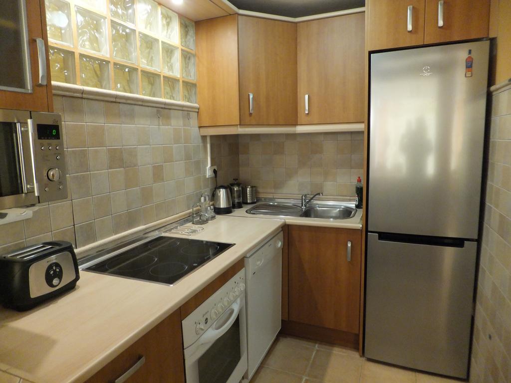 Apartamento Bahia Dorada エステポナ エクステリア 写真