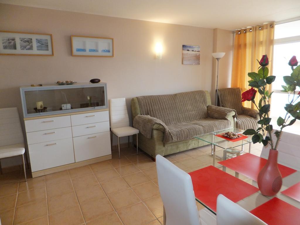 Apartamento Bahia Dorada エステポナ エクステリア 写真