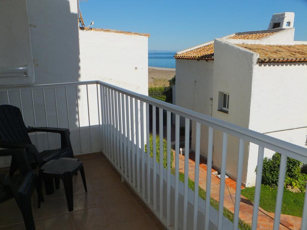 Apartamento Bahia Dorada エステポナ エクステリア 写真